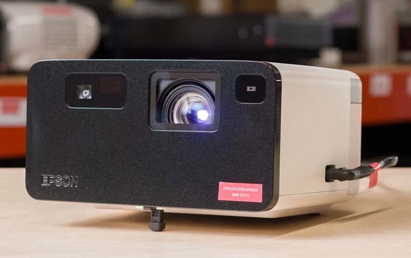 بررسی جامع و تخصصی ویدئو پروژکتور اپسون Epson EpiqVision Mini EF21